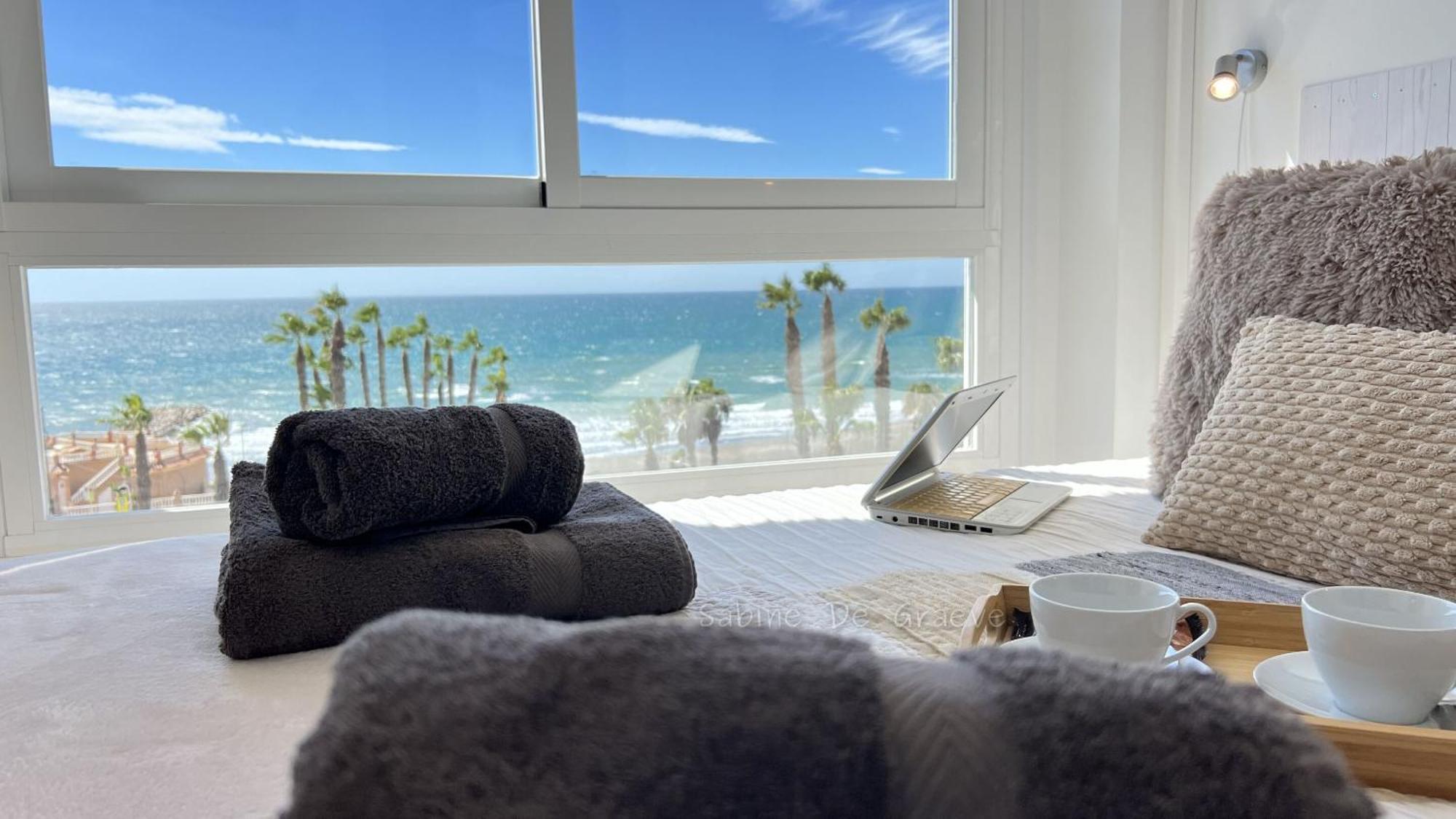 Love Nest By The Sea Wake Up With Ocean Views In Every Room Ruselo R408 Torrox Extérieur photo