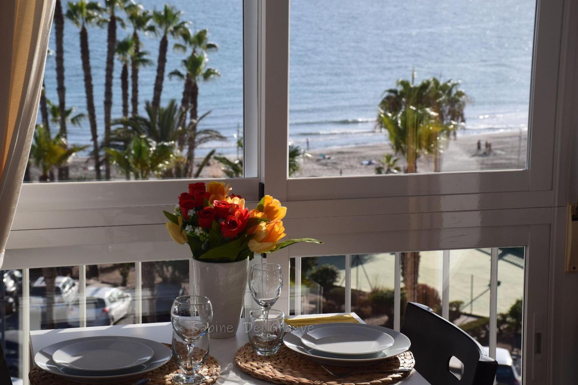 Love Nest By The Sea Wake Up With Ocean Views In Every Room Ruselo R408 Torrox Extérieur photo